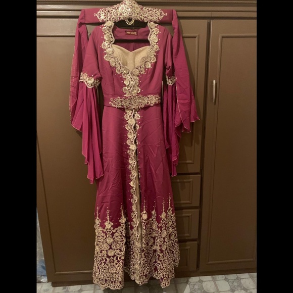 Orchid and champagne Turkish dress - Picture 2 of 8